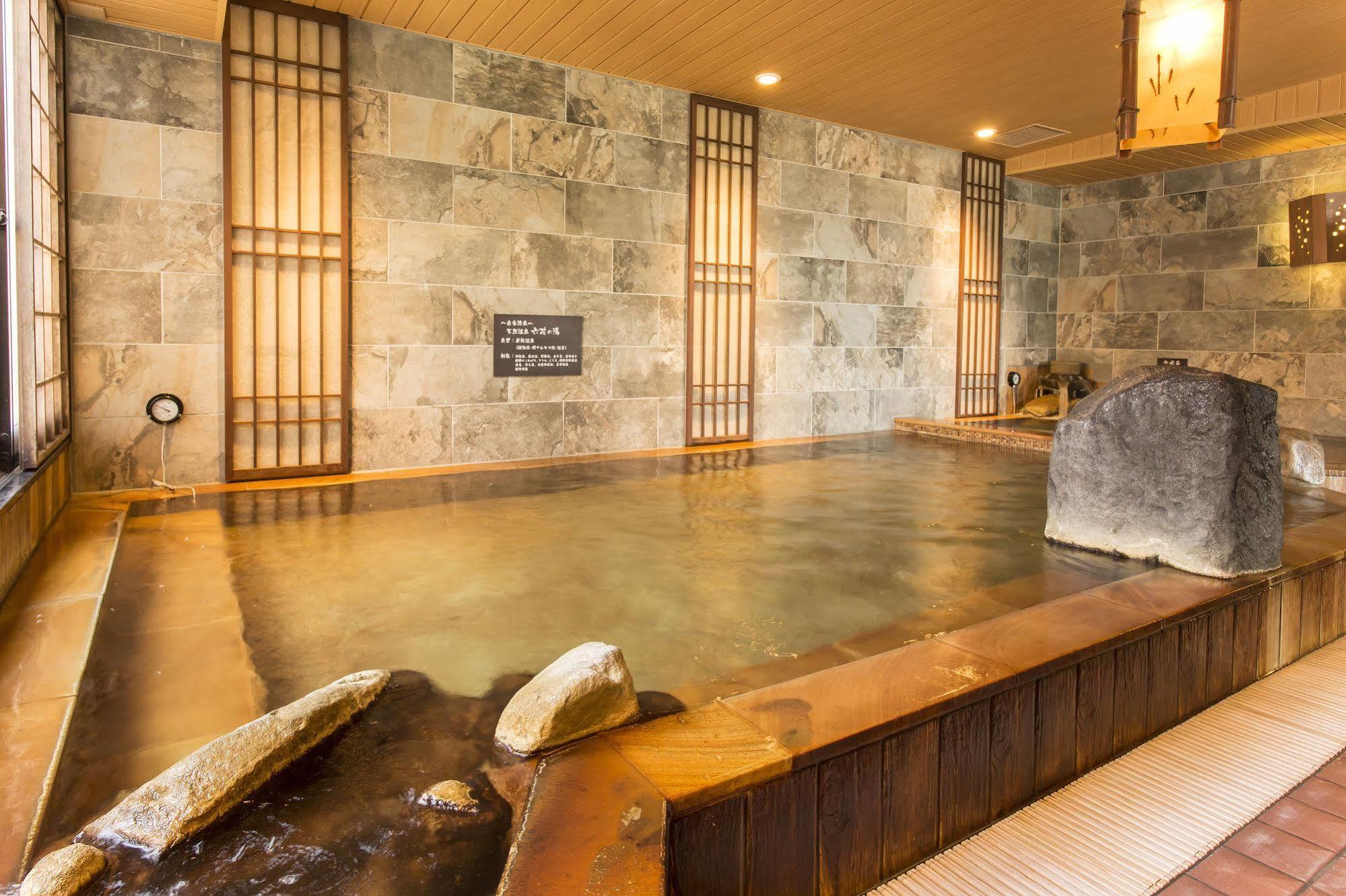 Dormy Inn Kumamoto Natural Hot Spring Экстерьер фото